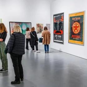 Dramatyczne wydarzenia i zaskakujące inspiracje. Droga twórcza Marioli Przyjemskiej