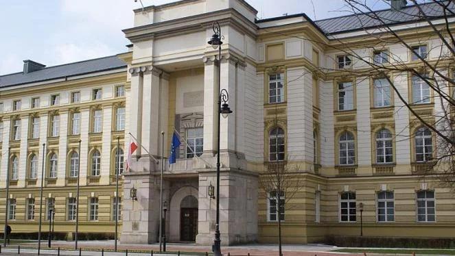 Spec od wizerunku premiera wydaje drugą książkę