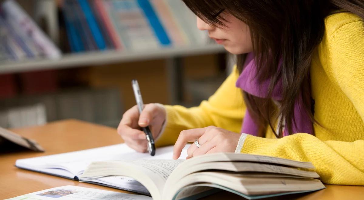 Żacy wybierają studia, nie myśląc o pracy