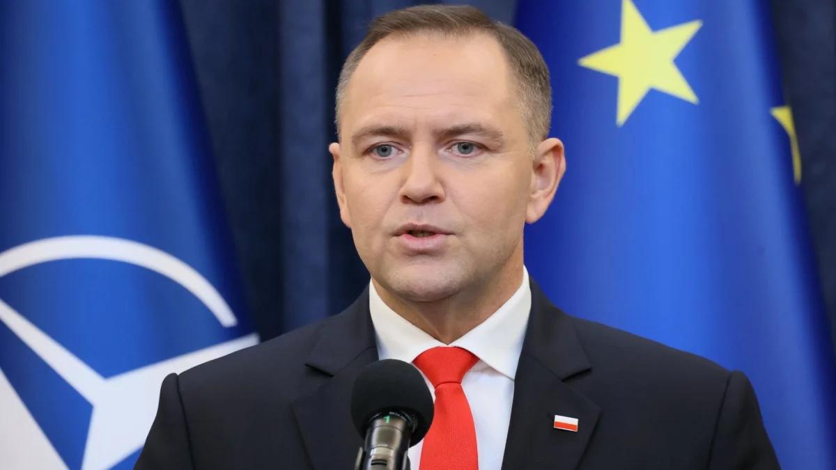 Zwrot ws. 800 plus dla Ukraińców. Nawrocki składa projekt, będzie zakaz "banderyzmu"