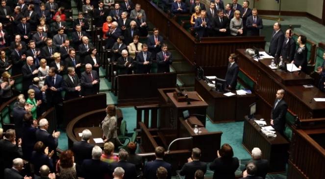 Sejm jednogłośnie potępił działania Rosji na terenie Ukrainy