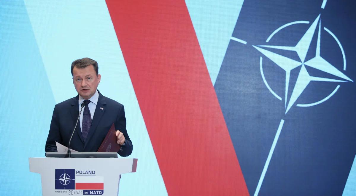 Walka z fake newsami. Szef MON: potrzebna wspólna odpowiedź NATO