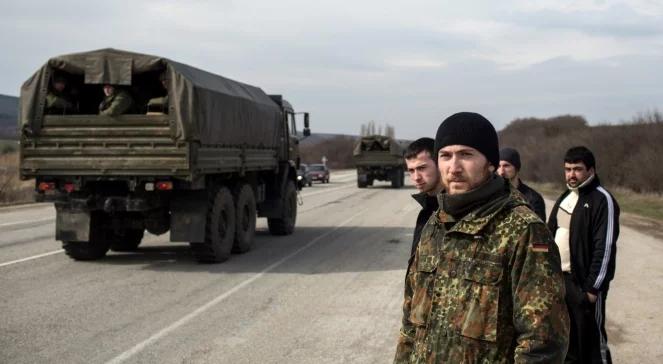 Ciężarówki z rosyjskimi żołnierzami dotarły do Symferopola