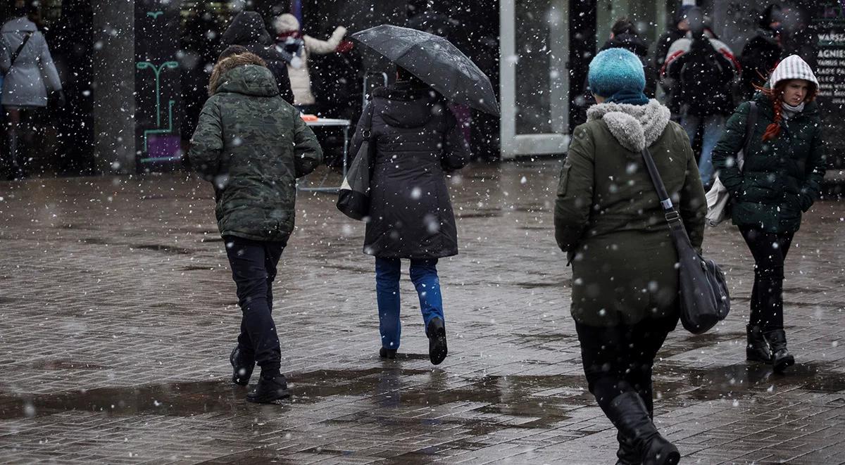 Pogoda: dużo chmur i trochę śniegu, ale bez mrozu