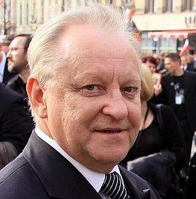 "Potraktowano zarodki jak materiał do przeszczepu"