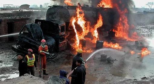 Pakistan: atak na konwój z paliwem dla wojsk NATO. 4 osoby nie żyją