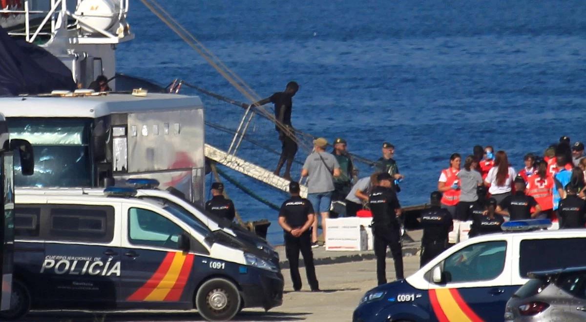 Hiszpania: statek z 87 migrantami zawinął do Algeciras. Włosi nie chcieli go przyjąć