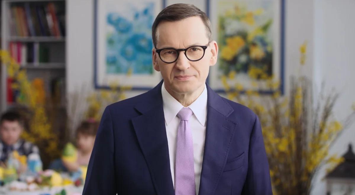 "Niech zmartwychwstały Chrystus przynosi pokój". Życzenia wielkanocne premiera Morawieckiego