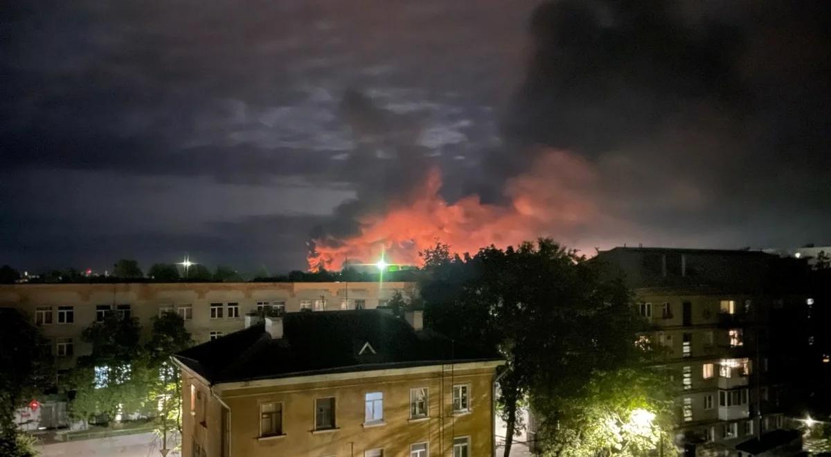 Ukraińcy zaatakowali dronami w kilku miejscach w Rosji. Pożar lotniska w Pskowie