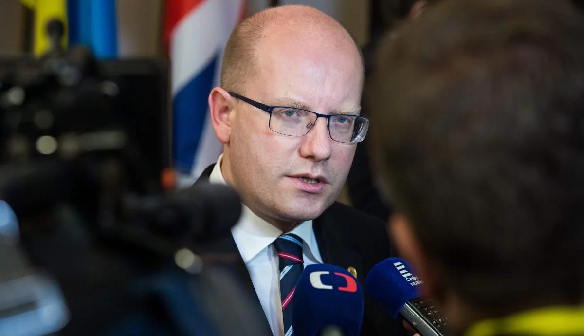 Czeski prezydent chce referendum ws. członkostwa w UE. Premier mówi "nie"