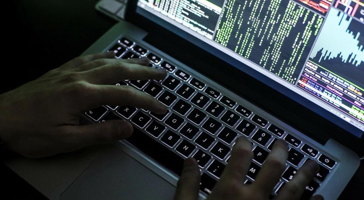 Nowe technologie zastąpią ludzi? "Nie będą za nas myśleć"