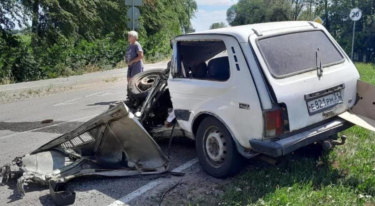 Bestialstwo czołgistów Putina. Zmiażdżyli Rosjanina w samochodzie