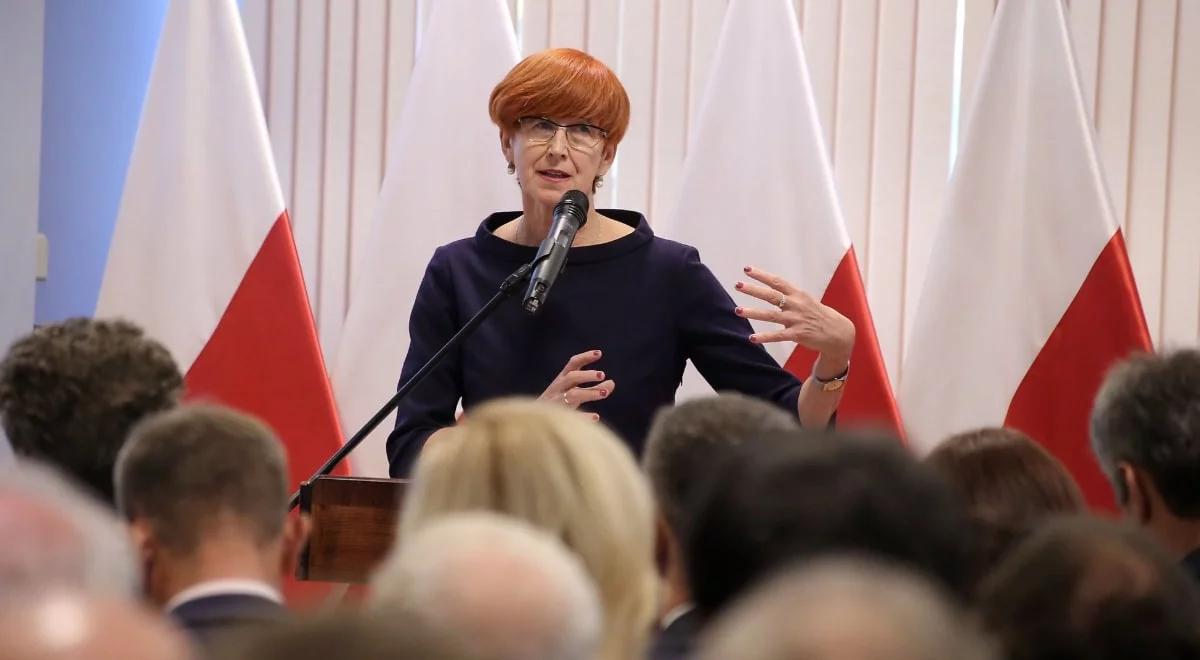 Elżbieta Rafalska o pomysłach PO ws. "500 plus": niech politycy opozycji go nie psują