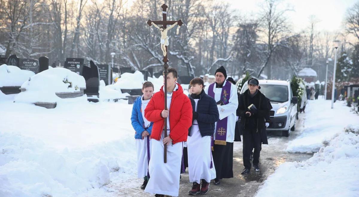 Pogrzeb nastolatki z Andrychowa. Setki osób pożegnały Natalię