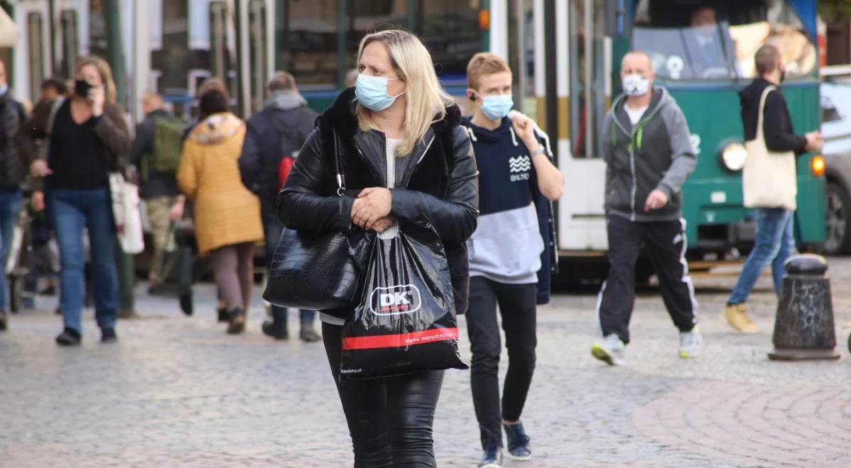 "Nie chodzi o dyskryminowanie kogokolwiek, ale o bezpieczeństwo". Ekspert Rady Medycznej o rekomendacjach ws. COVID-19