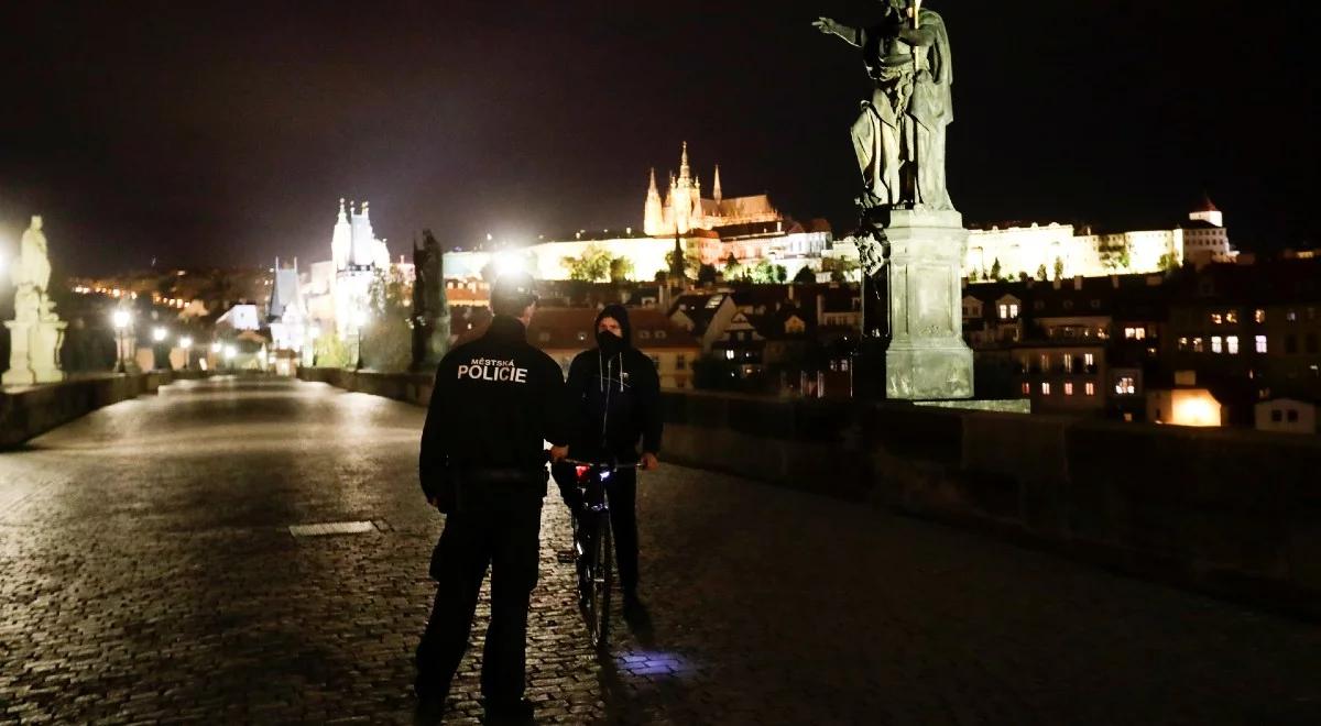 Nowy stan wyjątkowy w Czechach. Ograniczenia w podróżach i aktywności fizycznej