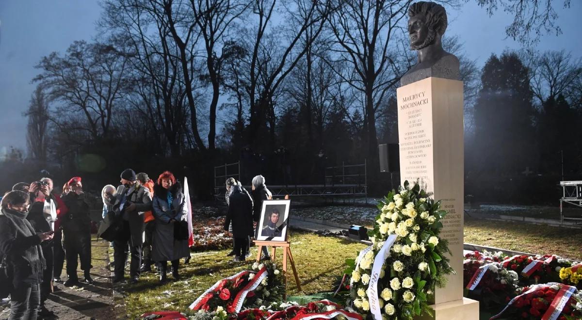 Ostatnie pożegnanie Maurycego Mochnackiego. Powstaniec listopadowy spoczął na Powązkach Wojskowych
