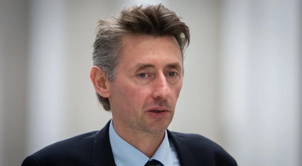 Skandaliczny wpis posła Lewicy. Reduta Dobrego Imienia rozpoczyna postępowanie i akcję prawną