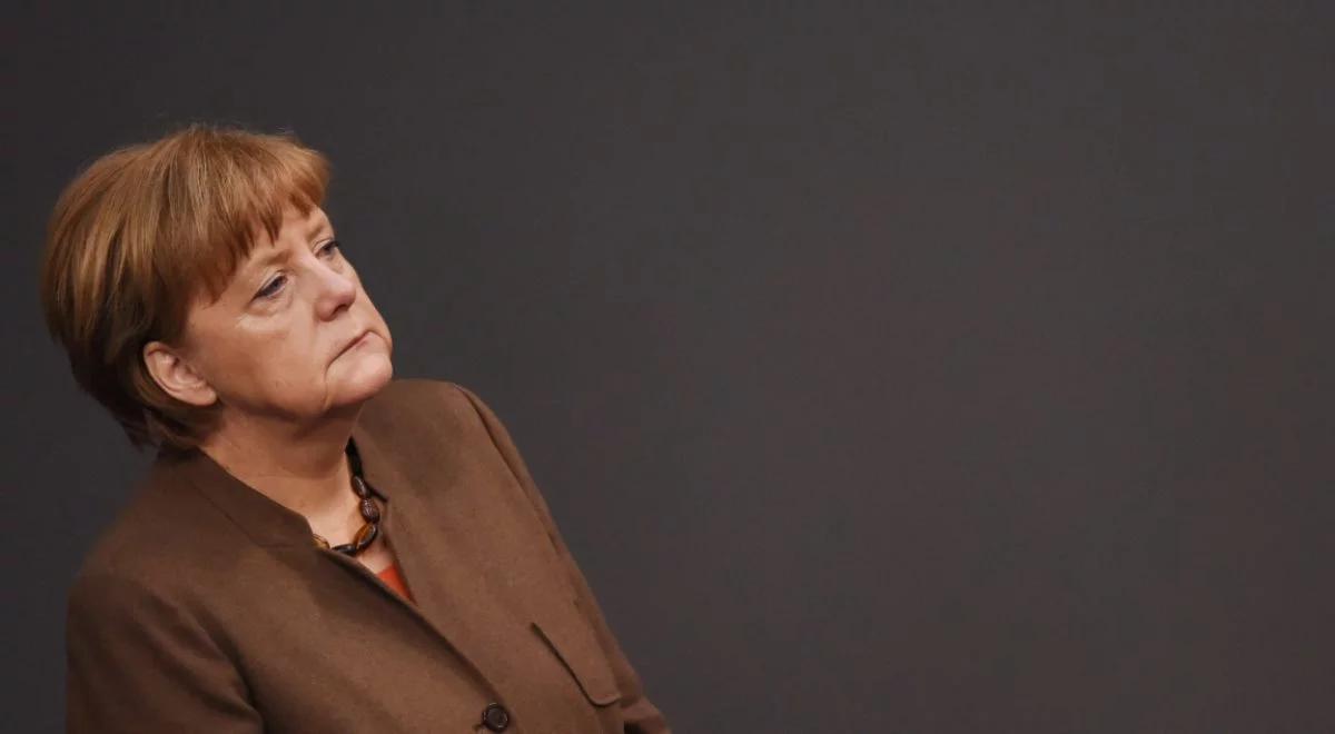 Niemiecka prasa: aprobata i krytyka decyzji Angeli Merkel ws. satyryka