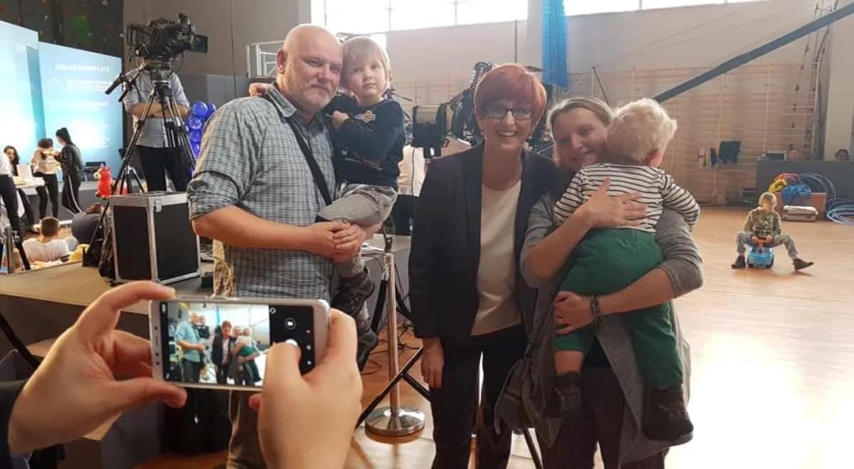 Elżbieta Rafalska: zdecydowana większość rodzin właściwie wydaje pieniądze z programu 500+