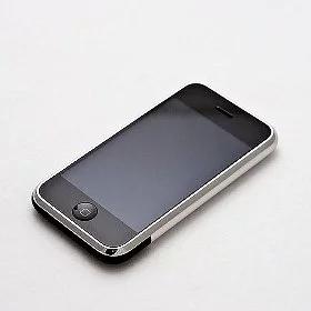 Przegrana Apple. W sklepach pojawi się smartfon Samsunga
