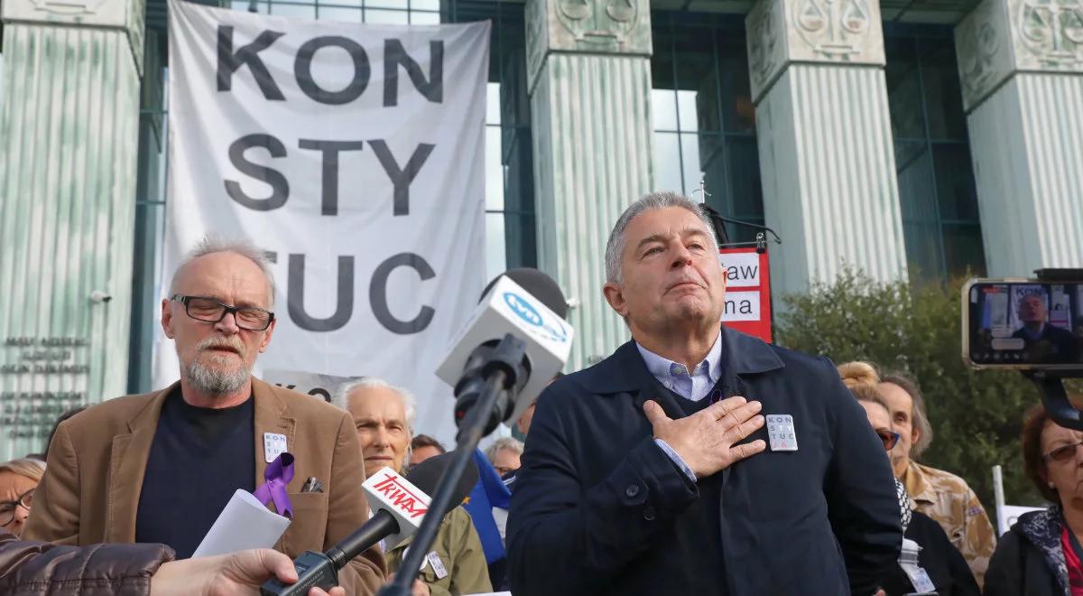 Jest wyrok sądu ws. naruszenia przez Władysława Frasyniuka nietykalności policjantów