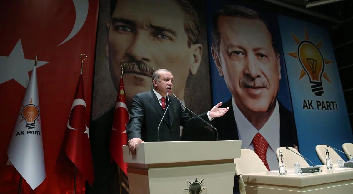 Erdogan odrzuca przeprosiny NATO. Chodzi o incydent z "tablicą nieprzyjaciół"