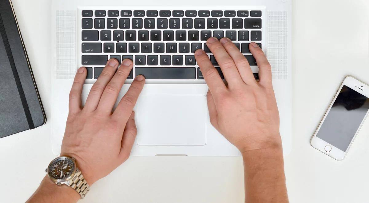 Lubisz gry albo Facebooka? Możesz na tym zarabiać