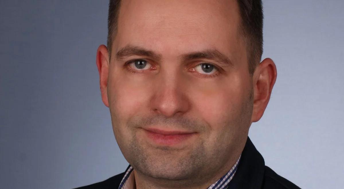 Łukasz Nowiński: od pożyczki od babci do wielkiej firmy z branży  fotowoltaicznej 