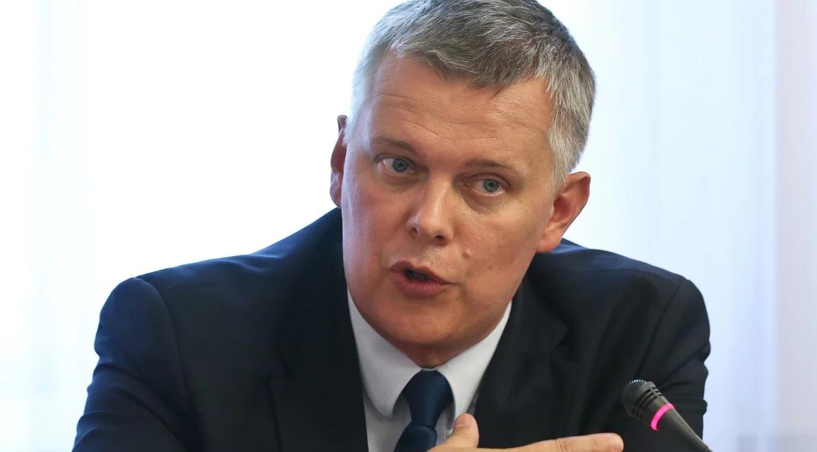 Wicepremier i szef MON Tomasz Siemoniak: modernizacja armii wymaga kadr technicznych 