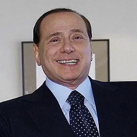 Berlusconi odmrozi libijskie miliony. Walka o wpływy?