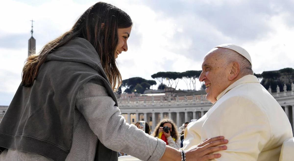 Triduum Paschalne. Papież Franciszek rozpocznie od specjalnej mszy i obrzędu