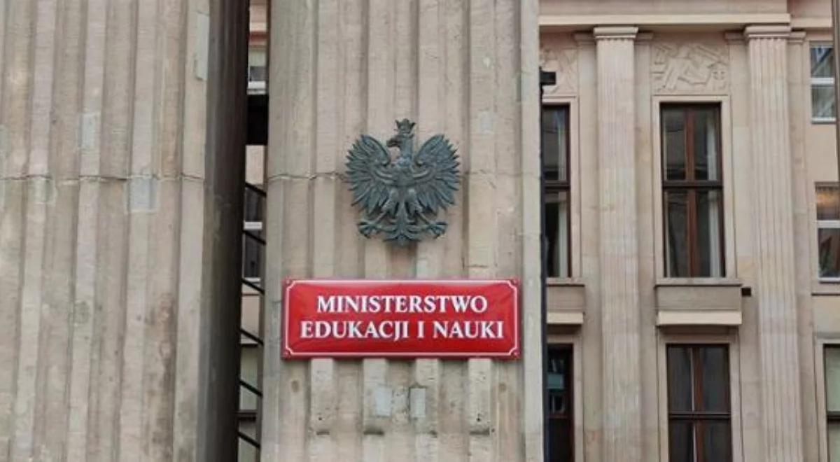 Działający na rzecz oświaty z medalami Komisji Edukacji Narodowej. Szef MEiN wręczył nagrody