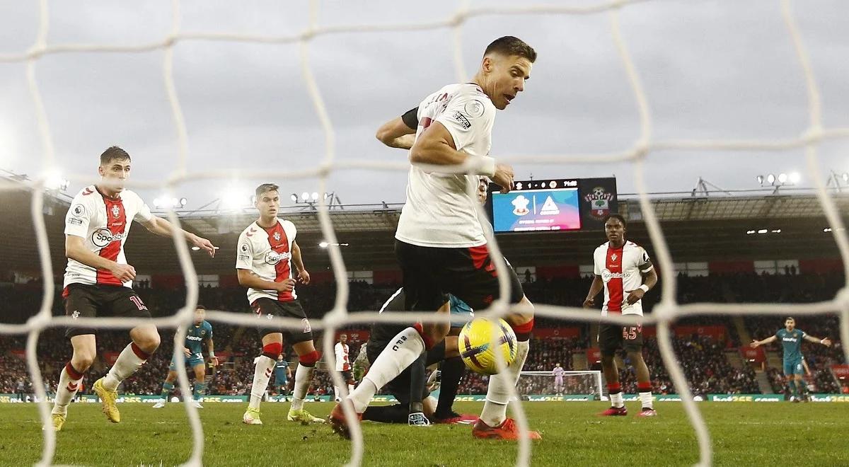 Premier League: wpadka Arsenalu. Porażka Southampton i kuriozalny samobój Jana Bednarka [WIDEO]