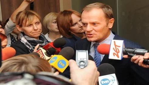 Polacy nie wiedzą co rząd robi z OFE. "Są oświadczenia i sprzeczki"