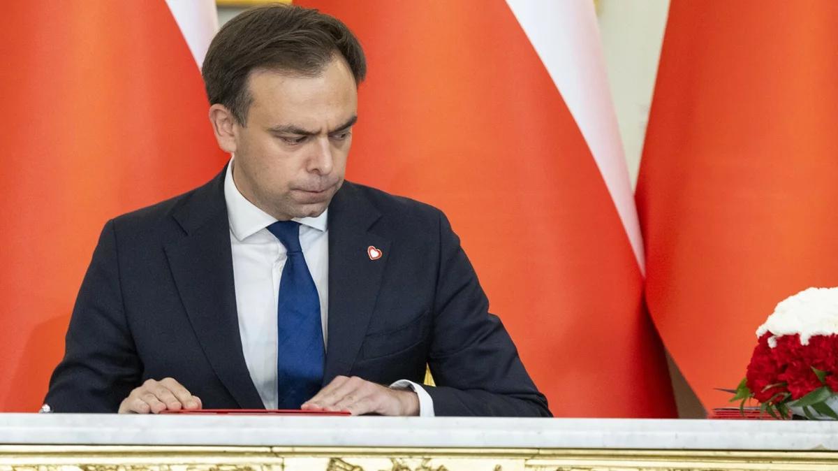 Domański zapowiedział ograniczenie podatku Belki. Do 10 razy sztuka?