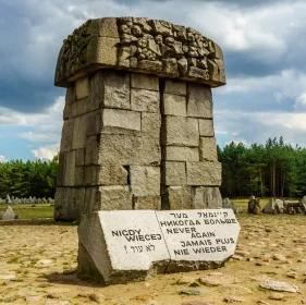 Prezydent: zbrodnie popełnione w nazistowskich obozach ewenementem w historii świata 