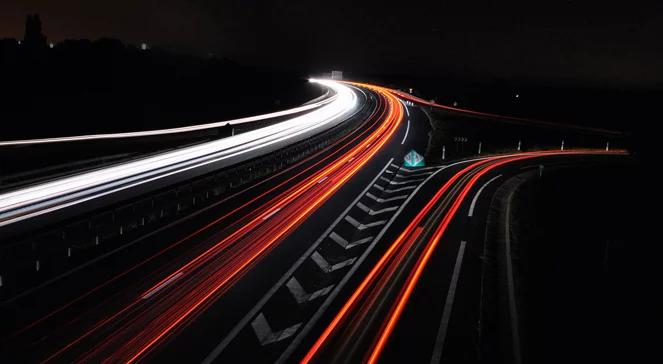 Przepisy nie mogą dyskryminować kierowców. Jest porozumienie KE z Niemcami w sprawie opłat za autostrady