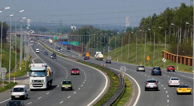 Od 2025 roku za autostrady płacić będą wszyscy kierowcy