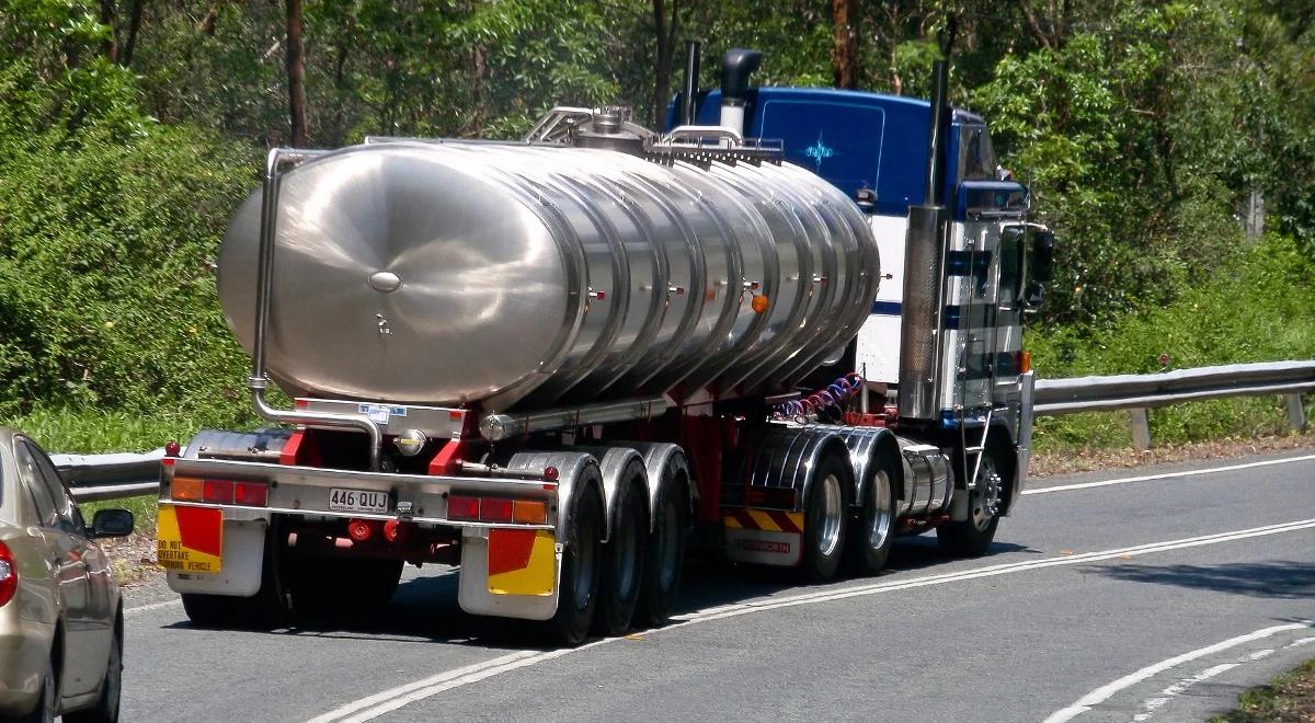 Od 1 marca wejdzie pakiet transportowy: fiskus prześledzi cysterny z paliwem