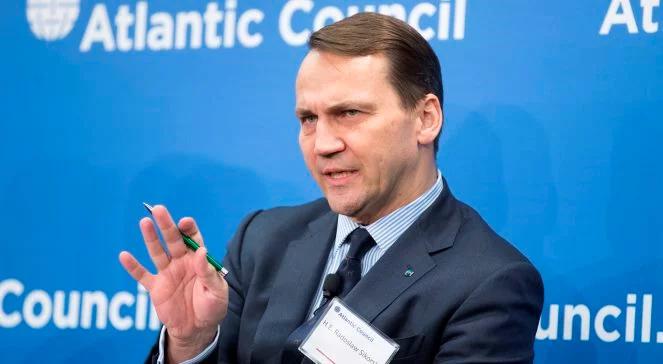 Radosław Sikorski: Rosja próbuje narzucić świat bez zasad