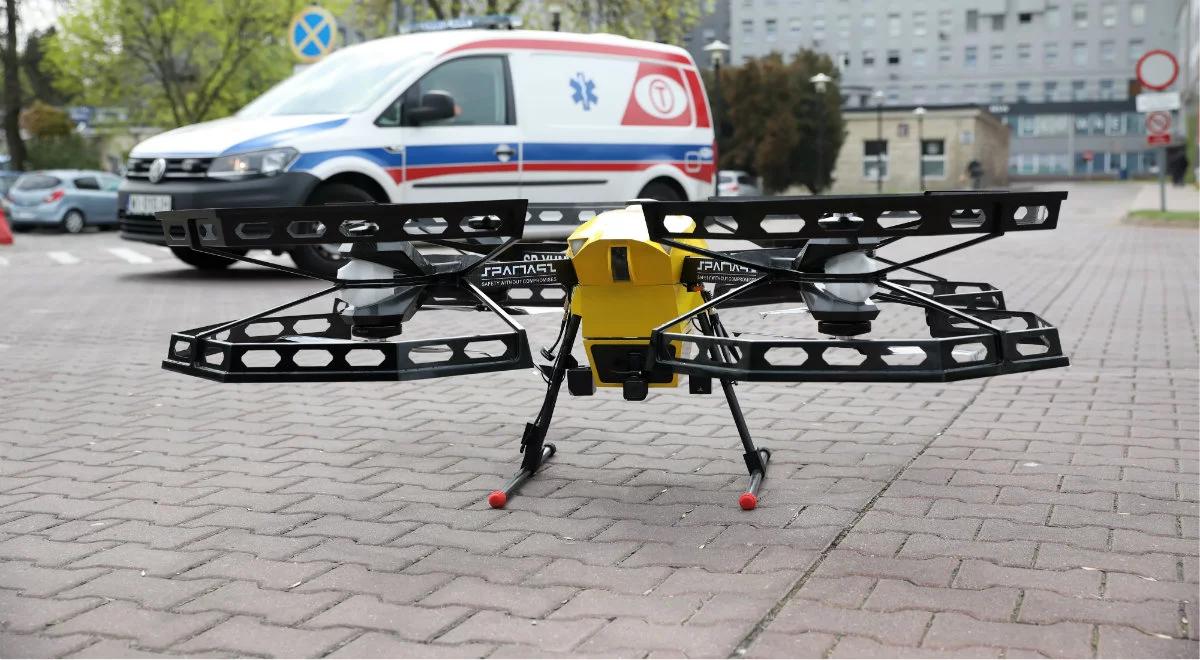 Pierwszy taki lot w Polsce. Dron dostarczył próbki do badań dot. koronawirusa