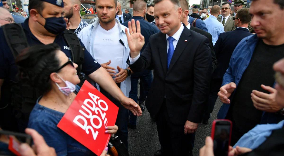 "Mogę spokojnie spojrzeć w oczy rodakom". Prezydent o politycznej wiarygodności
