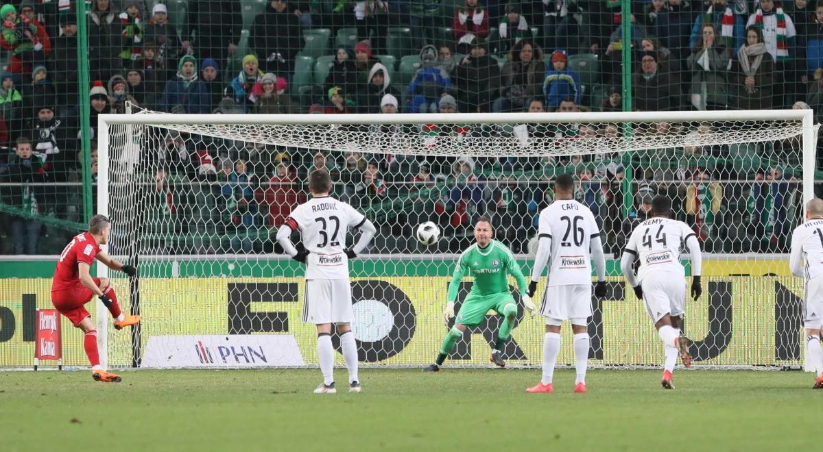 Ekstraklasa: klęska Legii w ligowym klasyku. Carlitos poprowadził "Białą Gwiazdę" do wygranej