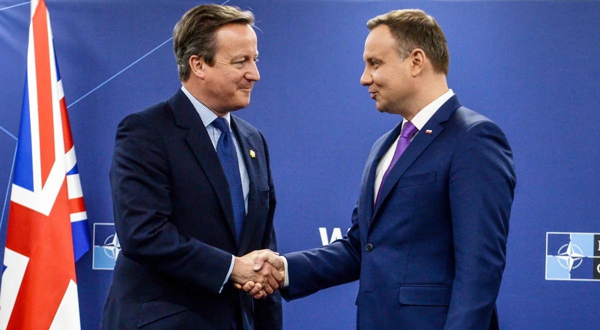 Ataki na Polaków. Duda i Cameron potępili nietolerancję na tle narodowym