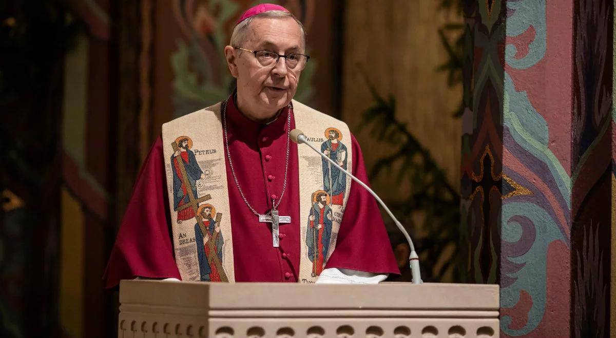 "Jestem wam wdzięczny". Abp Gądecki złożył życzenia z okazji Dnia Kobiet