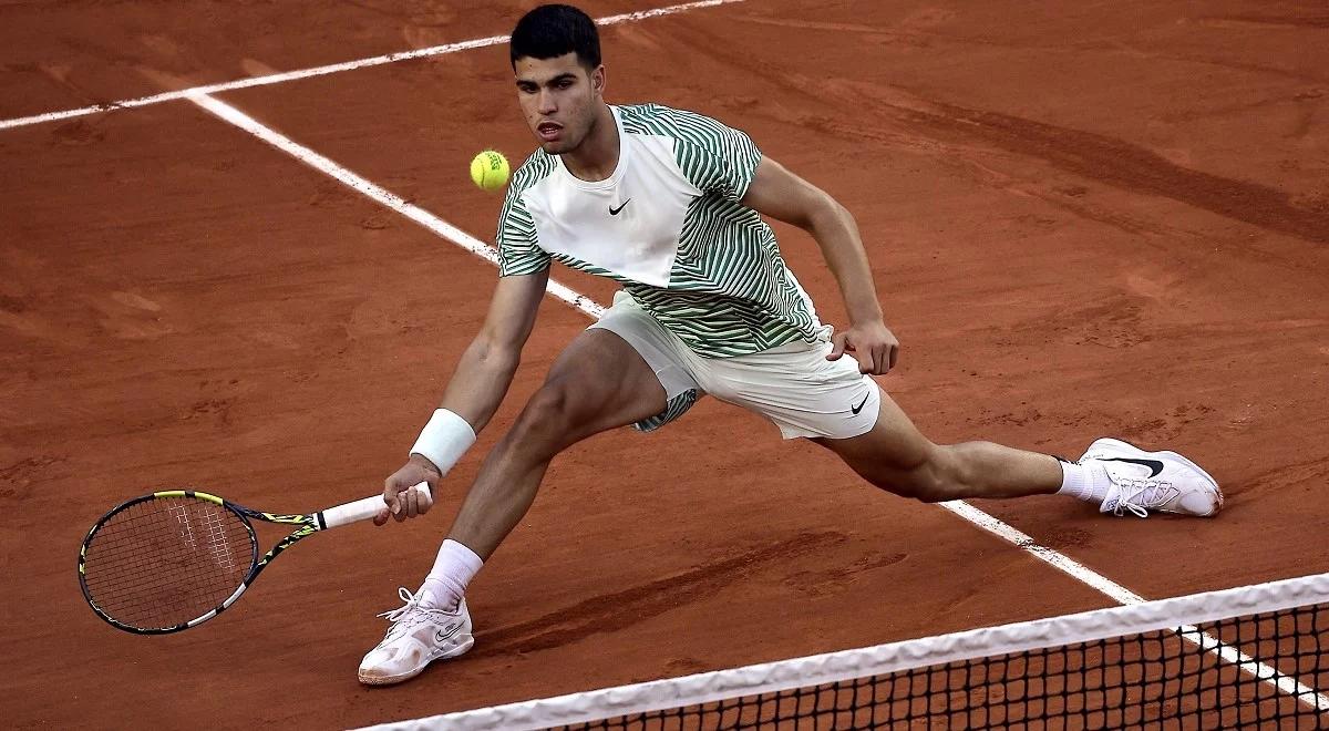 Roland Garros: Carlos Alcaraz błyszczy w Paryżu. Efektowne zwycięstwo i awans lidera rankingu