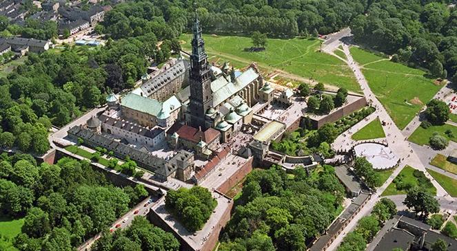 Wybrano pomniki polskiej historii