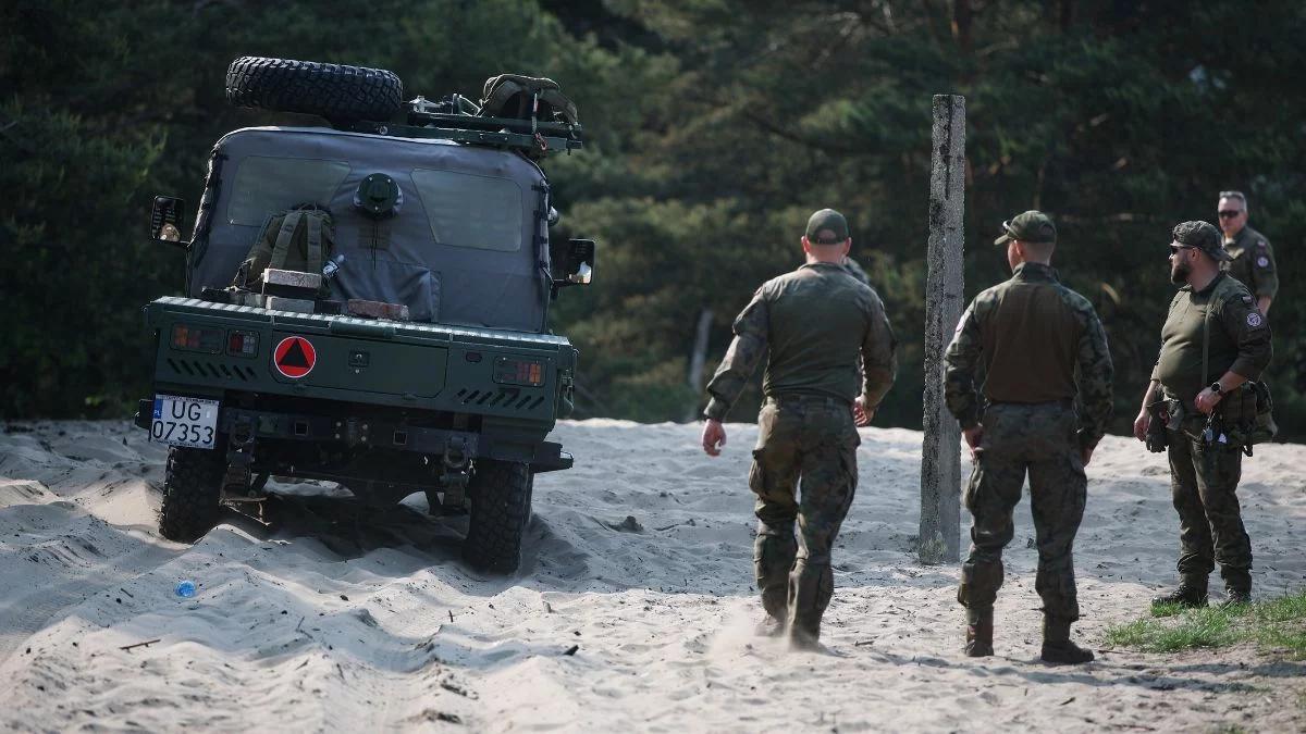 Wypadek na poligonie, ranny kanadyjski żołnierz. Lądował śmigłowiec LPR