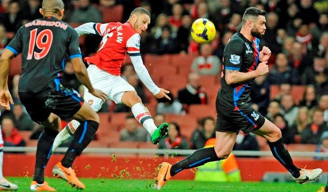 Derby Londynu dla Arsenalu, czyste konto Szczęsnego 